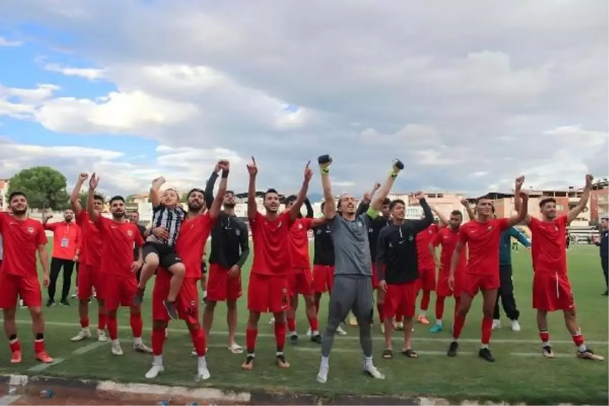 Nazilli Belediyespor, Adıyaman FK'yı 3-0 yenerek galibiyet serisini sürdürdü
