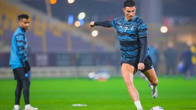 Dur durak bilmeyen Ronaldo Arabistan'ın en iyisi seçildi Dur durak bilmeyen Ronaldo Arabistan'ın en iyisi seçildi