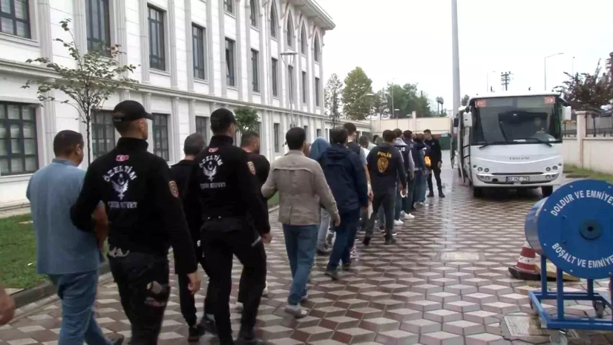 Kocaeli'de Online Alışveriş Dolandırıcılığı Operasyonu: 15 Tutuklama