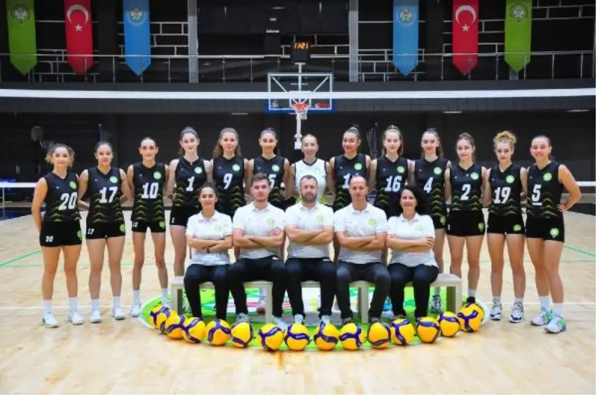 Manisa Büyükşehir Belediyespor Kadın Voleybol Takımı Yeni Sezon Öncesi Tanıtıldı