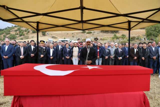 MİKAİL BOZLAĞAN KİMDİR? Şehit Veteriner Mikail Bozlağan kaç yaşında, evli mi, çocuğu var mı, hayat hikayesi nedir? MİKAİL BOZLAĞAN KİMDİR? Şehit Veteriner Mikail Bozlağan kaç yaşında, evli mi, çocuğu var mı, hayat hikayesi nedir?