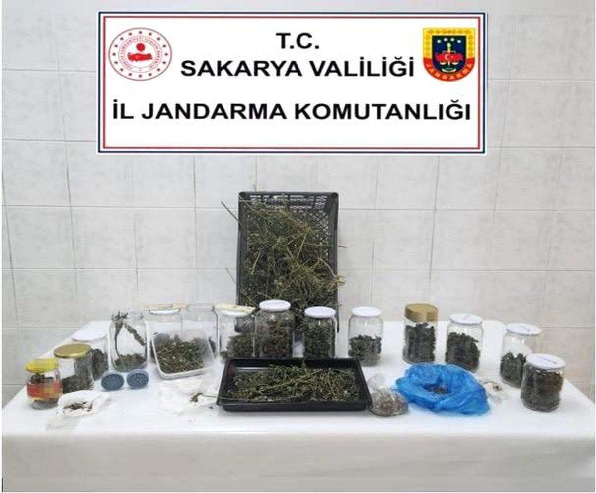 Sakarya'da Uyuşturucu Operasyonunda 70 Kilo Esrar Ele Geçirildi