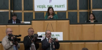 Yeşil Sol Parti Eş Sözcüsü Akın: 'Kapalı Kapılar Ardında AKP ve MHP'nin Hazırlamış Olduğu Anayasanın Bu Meclis'ten Geçirilmeye Çalışılmasını Bizim...