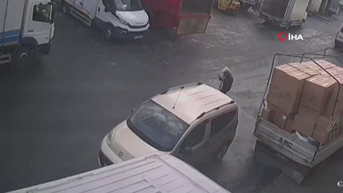 Bağcılar'da yaşlı adama çarparak ölümüne sebep olan kamyon sürücüsü adliyeye sevk edildi