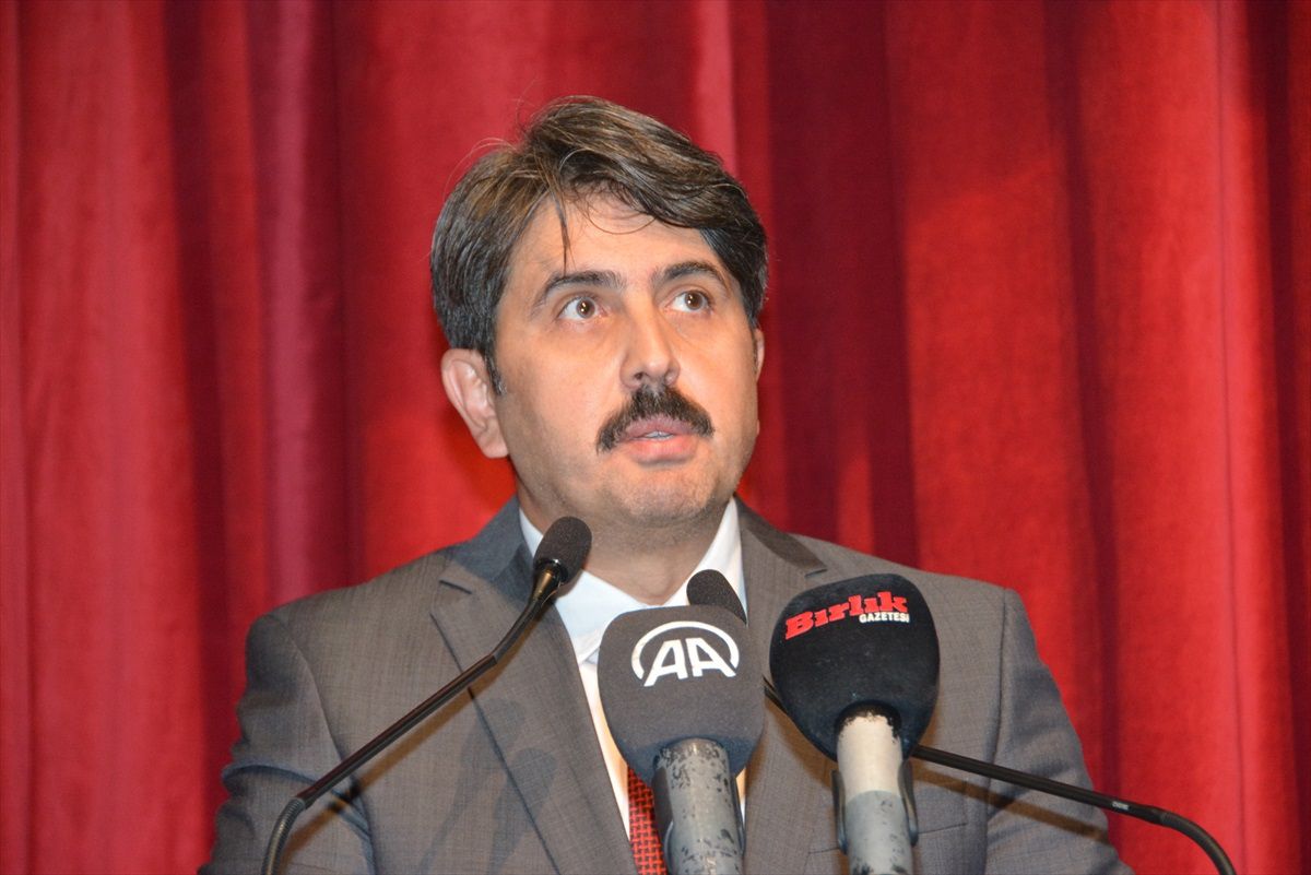 Balıkesir'de '30 Büyükşehir ve Uluslararası Yerel Yönetimler Tarım Çalıştayı' başladı