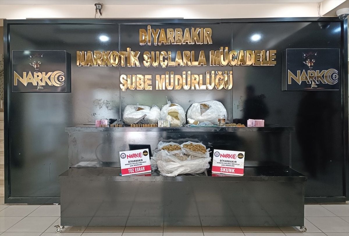 Diyarbakır'da Uyuşturucu Operasyonu: 10 Tutuklama