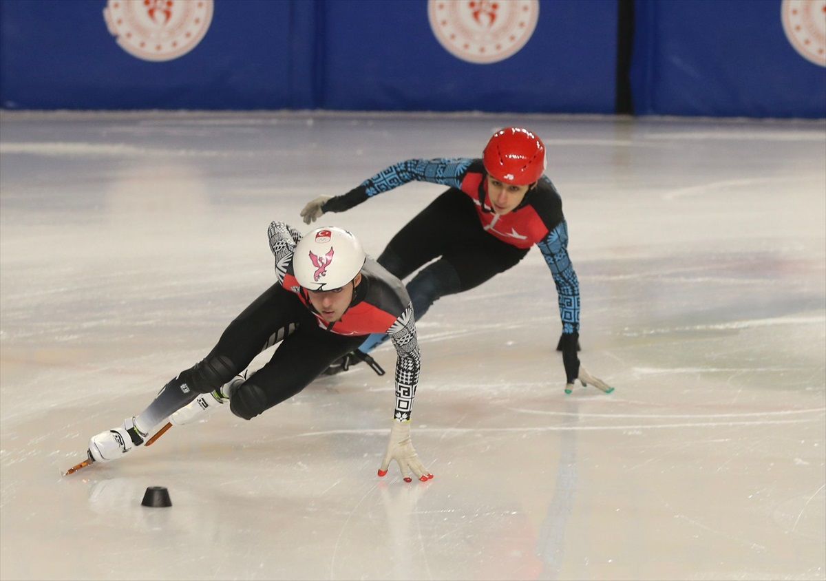 Kocaelili Milli Short Track Sporcusu Olimpik Kadroya Girdi