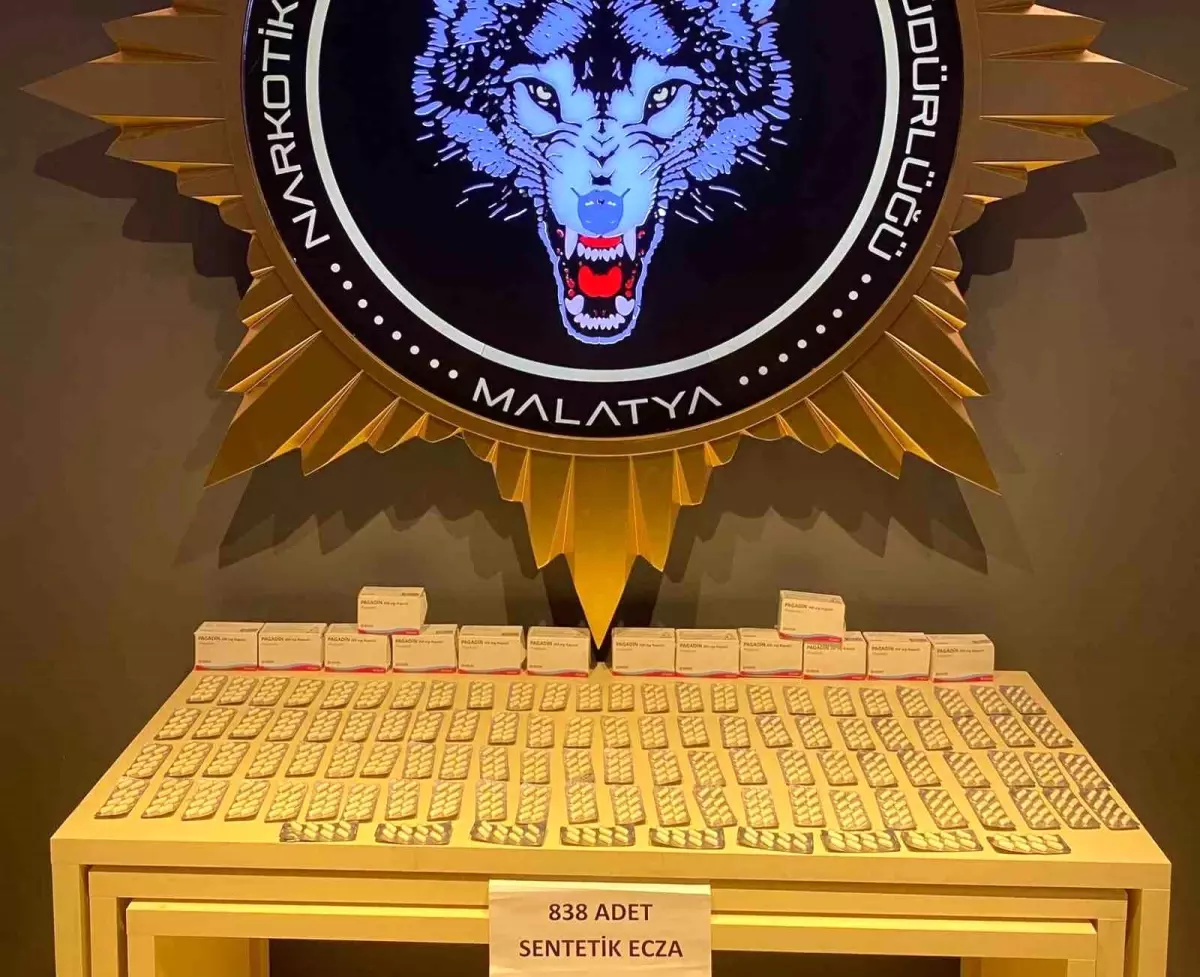 Malatya'da Torbacılara Operasyon: 5 Binin Üzerinde Sentetik Ecza Hap Ele Geçirildi