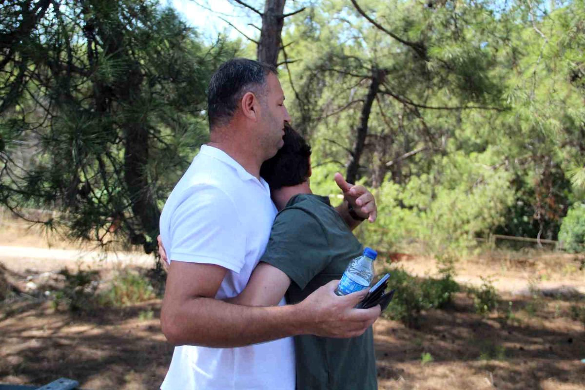 Antalya'da üniversite öğrencisinin kullandığı otomobil takla attı