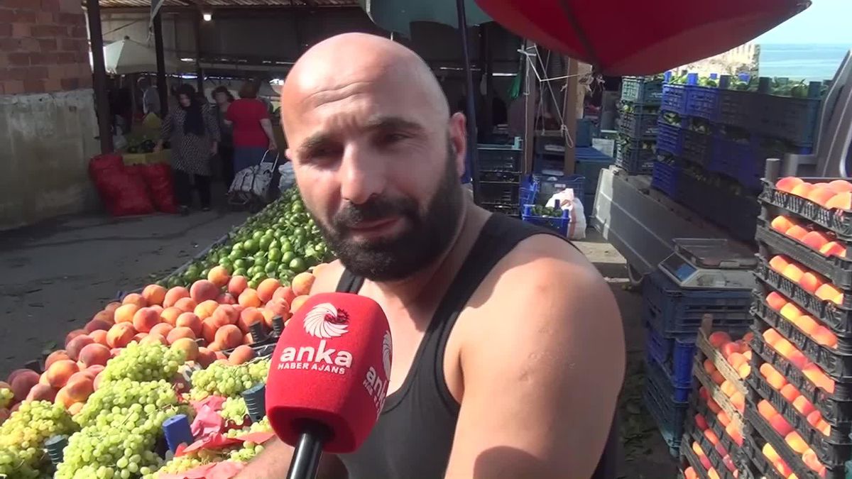 Sinop'ta Pazarcılık Yapan Esnaf: 'Haftada 2 Gün 7 Bin Lira Mazota Para Veriyorum.