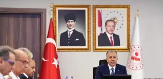 İçişleri Bakanı Ali Yerlikaya başkanlığında terör ve suçlarla mücadele toplantısı yapıldı