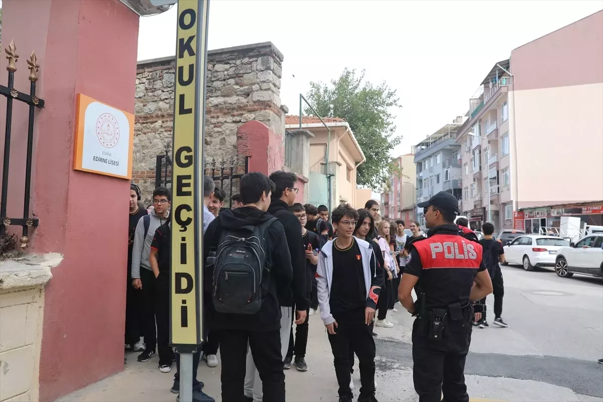 Edirne'de 40 okulun çevresinde denetim gerçekleştirildi