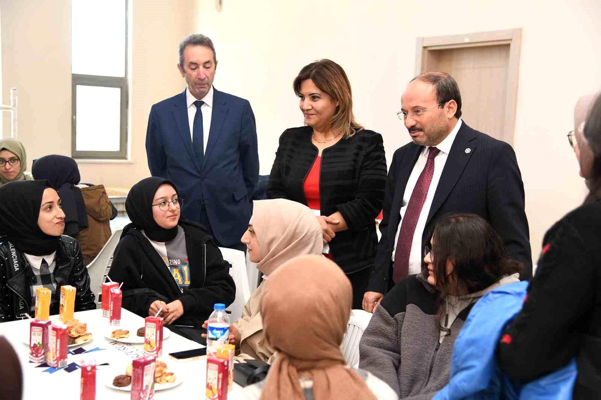 Erzurum Teknik Üniversitesi'nde Oryantasyon Programı Başladı