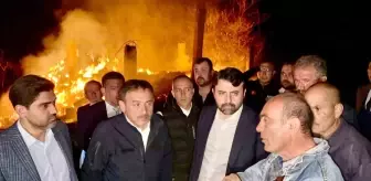 AK Parti Milletvekilleri Ovacık'ta Yangın Bölgesini Ziyaret Etti