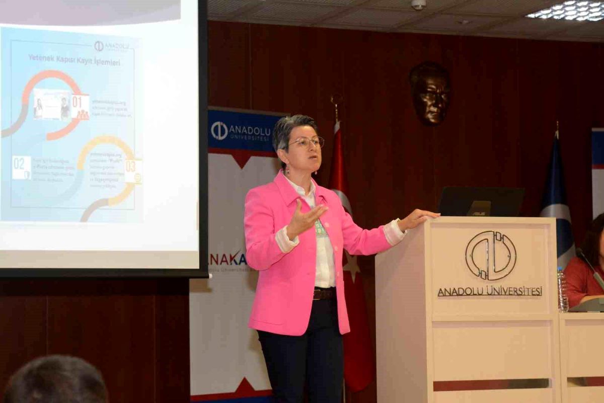 Yüksek Öğretim Kurumlarında 'Kariyer Planlama' Dersi İçin İlk Toplantı Gerçekleştirildi