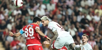 Bitexen Antalyaspor-Galatasaray Maçının İlk Yarısı 0-0 Berabere Tamamlandı