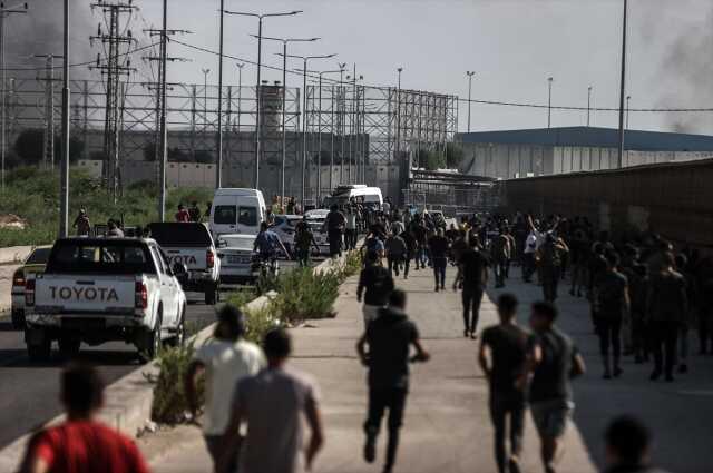 Hamas'ın saldırıları sonrası İsrail Cumhurbaşkanı Herzog'dan ilk açıklama: Kendimizi savunmak için her şeyi yapacağız