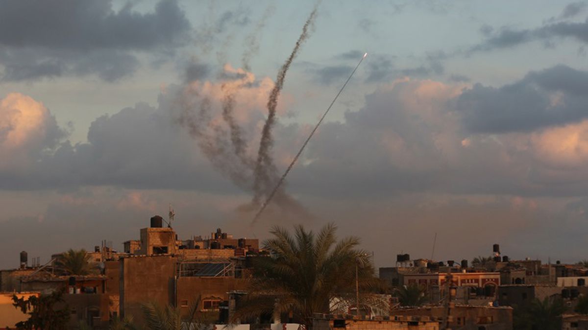 Bölge alev alev! 'Aksa Tufanı' operasyonu başlatan Hamas ülkeye sızdı, İsrail savaş durumuna geçti