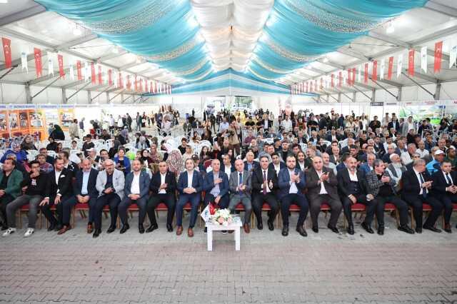 Sultangazi'de 4. Geleneksel Malatya Yöresel Ürün Günleri Başladı Sultangazi'de 4. Geleneksel Malatya Yöresel Ürün Günleri Başladı