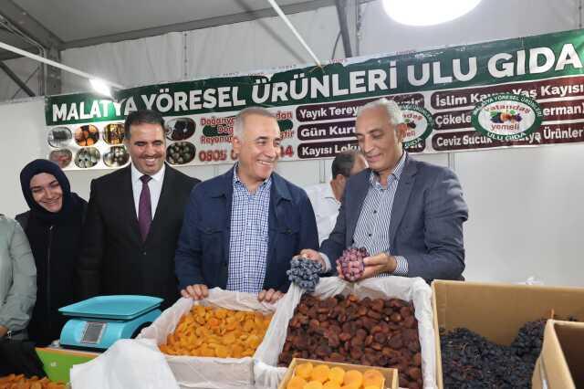 Sultangazi'de 4. Geleneksel Malatya Yöresel Ürün Günleri Başladı Sultangazi'de 4. Geleneksel Malatya Yöresel Ürün Günleri Başladı