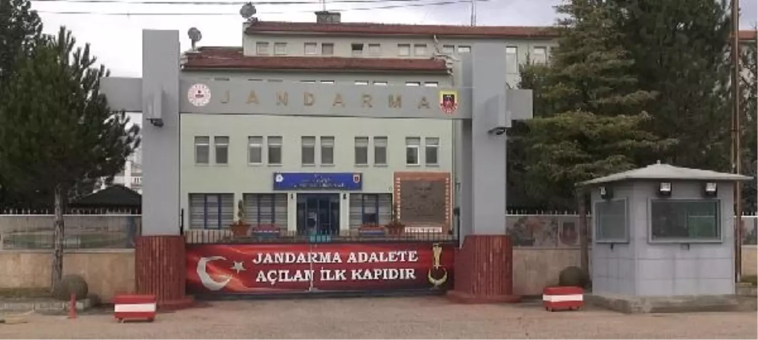 Tokat İl Jandarma Komutanlığı, PKK/KCK ve DEAŞ üyesi 2 kişiyi yakaladı