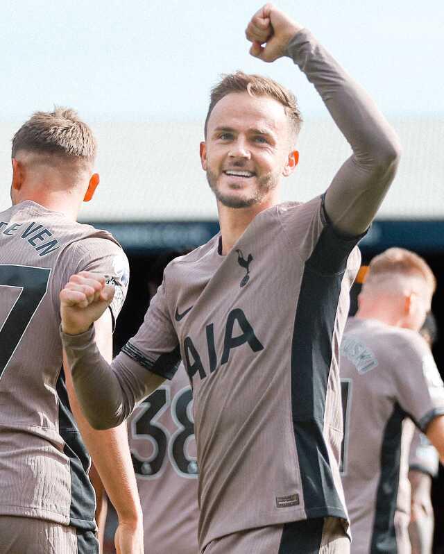 Tottenham, 10 kişiyle zirveye yürüdü! Luton Town'u devirip Premier Lig'de liderliğe yükseldiler Tottenham, 10 kişiyle zirveye yürüdü! Luton Town'u devirip Premier Lig'de liderliğe yükseldiler