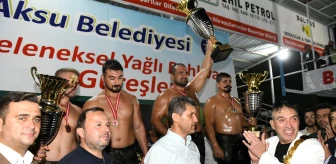 Aksu Belediyesi Geleneksel Yağlı Güreşleri'nde Mehmet Yeşil şampiyon oldu