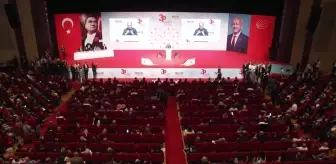 CHP İstanbul İl Kongresi... Turan Aydoğan: 'Siyasette İki Soruyu Kendinize Sormazsanız Siyaset Yapamazsınız, Kimin İçin ve Ne İçin Siyaset...