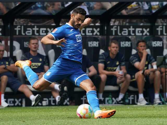 Omzu çıkan Ozan Kabak, A Milli Takım'ın Hırvatistan ve Letonya maçlarında yok Omzu çıkan Ozan Kabak, A Milli Takım'ın Hırvatistan ve Letonya maçlarında yok