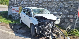 Samsun'da Otomobil Kazası: 2'si Çocuk 3 Kişi Ağır Yaralandı