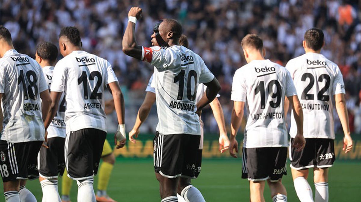 Son Dakika: Kara Kartal 3 puanı kaptı! Beşiktaş, Süper Lig'in 8. haftasında İstanbulspor'u 2-0 mağlup etti