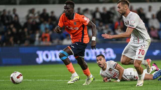 Sonunda şeytanın bacağını kırdılar! RAMS Başakşehir, 3 maç sonra galip geldi Sonunda şeytanın bacağını kırdılar! RAMS Başakşehir, 3 maç sonra galip geldi