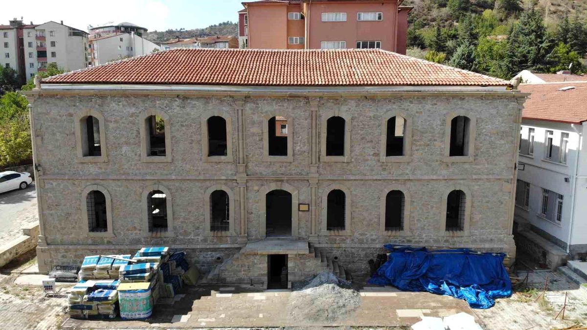 Çorum İskilip'teki Tarihi Redif Kışlası'nın Restorasyonu Tamamlanıyor
