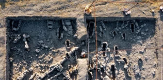 Konya'da Demir Çağı'na ait dokuma atölyesi ve hayvan besleme bölümü kalıntıları bulundu