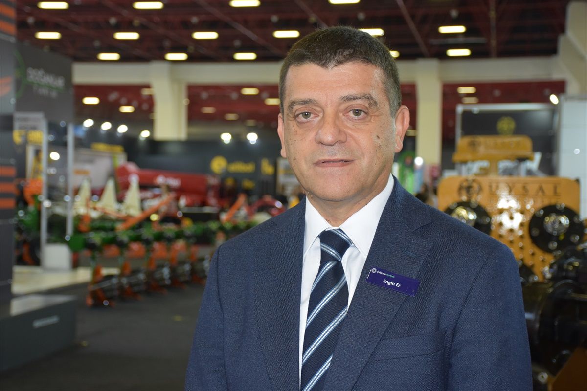 Antalya'da Growmach Traktör, Tarım Makineleri ve Teknolojileri Fuarı Açıldı