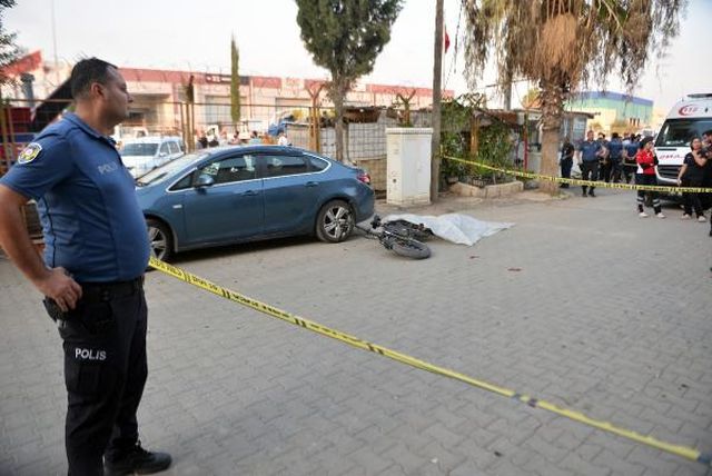 Adana'da Güvenlik Görevlisi Oğlunu Av Tüfeğiyle Öldürdü