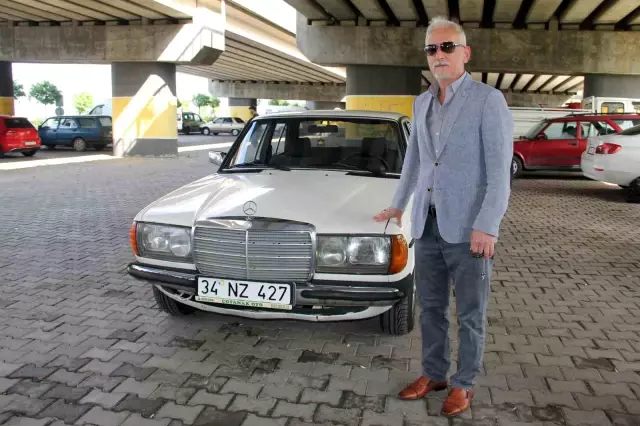 Kemal Sunal'ın 1984 model Mercedes'i satışa çıktı