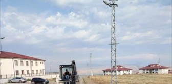 Sivas'ın Akıncılar ilçesinde doğal gaz altyapı çalışmaları devam ediyor