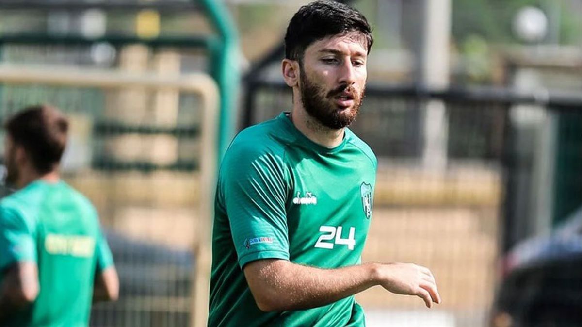 Kocaelispor'da büyük skandal! Futbolcunun kolyesi çalındı, hırsız tanıdık çıktı
