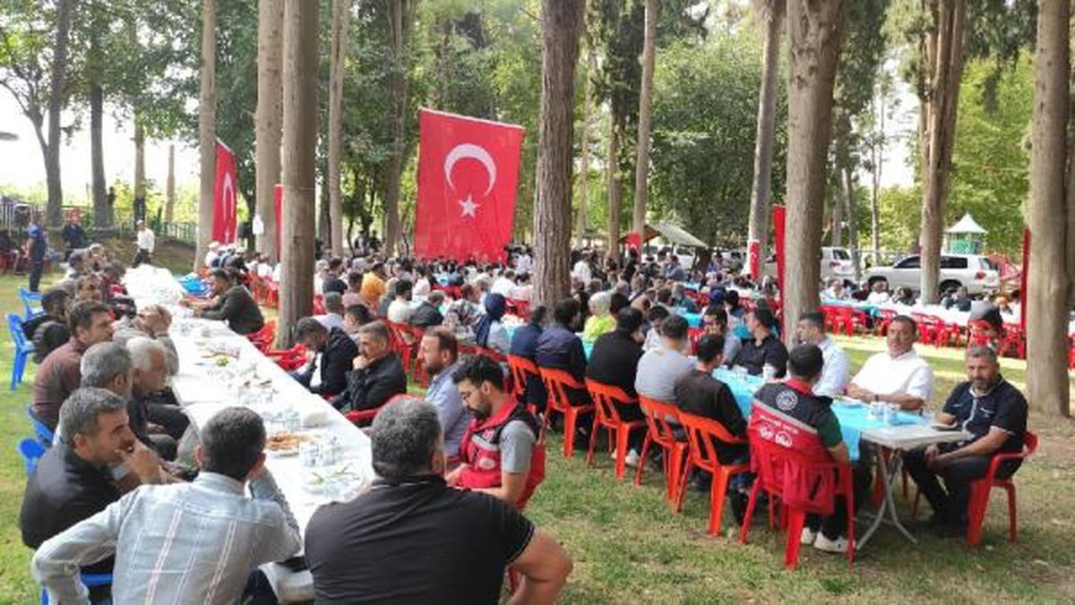 NUSAYBİN'DE PYD YPG'NİN ROKETLİ SALDIRISINDA ŞEHİT OLAN 12 KİŞİ ANILDI