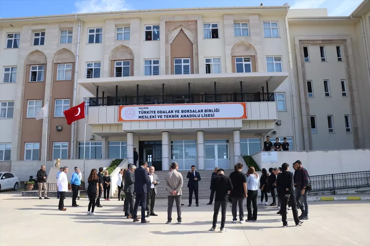 Yalova'da okul-sektör iş birliği protokolü imzalandı
