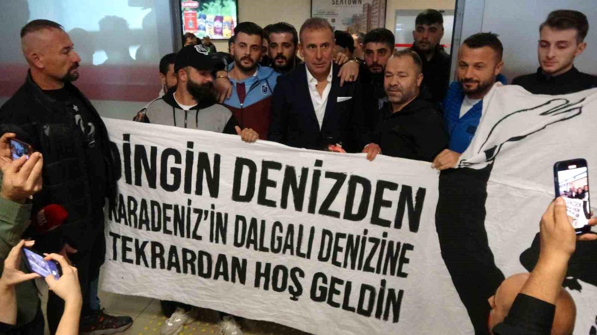 Abdullah Avcı Trabzonspor'a geri döndü
