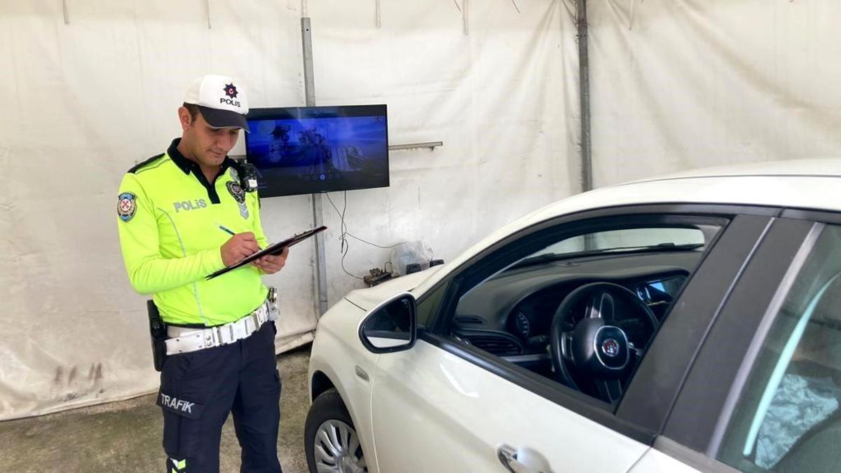 Düzce İl Emniyet Müdürlüğü Sürücüleri Yaşam Tüneline Alıyor