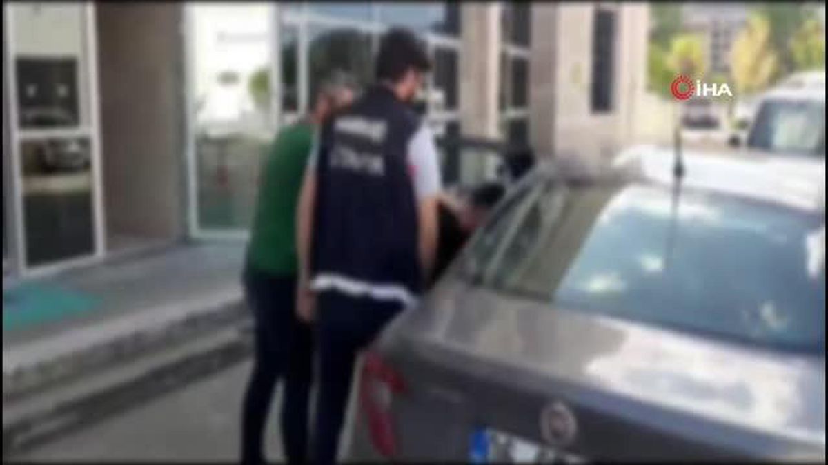 Kütahya'da 17 kilogram uyuşturucu ele geçirildi, 2 şüpheli tutuklandı