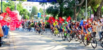 Cumhurbaşkanlığı Türkiye Bisiklet Turu Marmaris-Yalıkavak etabında bisikletçiler alkışlarla karşılandı