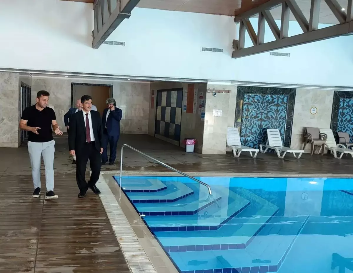 Afyonkarahisar İl Kültür ve Turizm Müdürü Mehmet Tanır Sandıklıdaki termal otelleri ziyaret etti