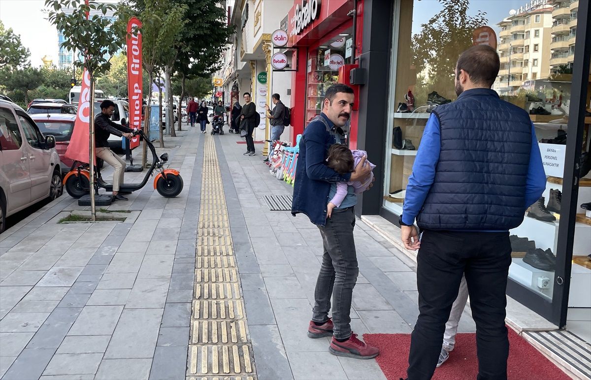 Van Gölü'nde 4,7 büyüklüğünde deprem