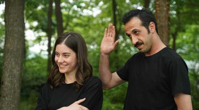 Yalı Çapkını dizisinin oyuncuları Beril Pozam ve Ersin Arıcı aşk yaşamaya başladı Yalı Çapkını dizisinin oyuncuları Beril Pozam ve Ersin Arıcı aşk yaşamaya başladı