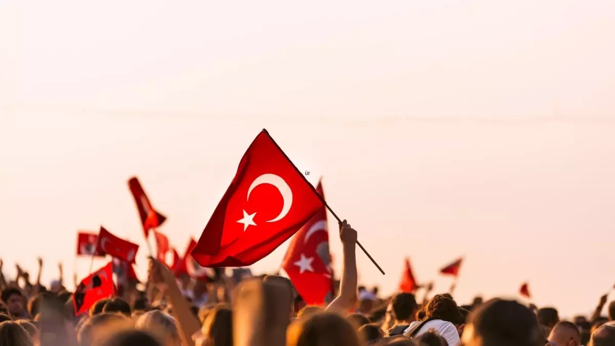 28 Ekim resmi tatil mi, yarım gün mü? 28 Ekim özel sektör tatil mi?