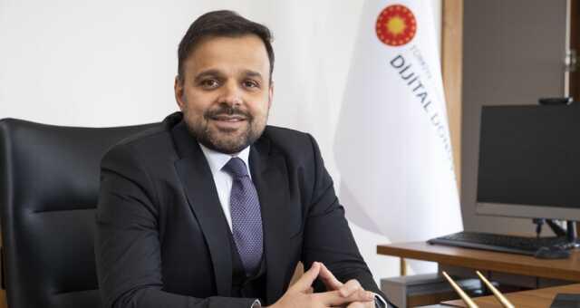 Turkcell'in Genel Müdürü, AK Partili eski bakanın oğlu Ali Taha Koç oldu Turkcell'in Genel Müdürü, AK Partili eski bakanın oğlu Ali Taha Koç oldu